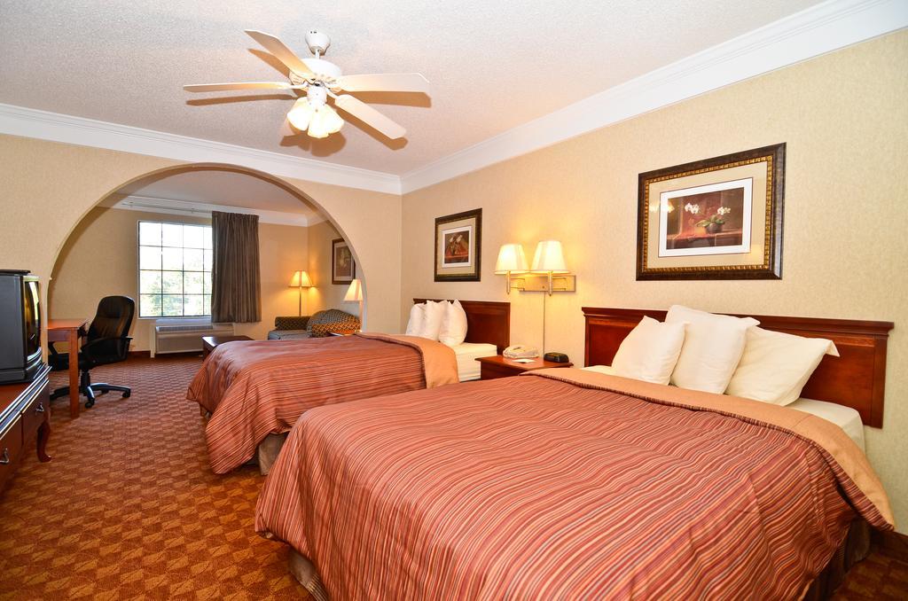 Peach State & Motel 2*